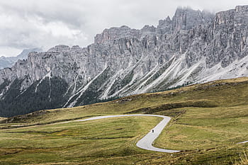 indah, pegunungan, &, jalan, sekitar, giau, pass, italy, jalan alpine, kurva, dolomit