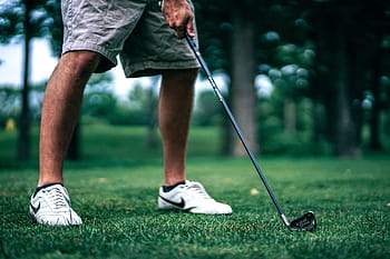 golfjátékos, Golf Klub, golfpálya, golfcipő, golf játékos, golf swing, golf felszerelés, golf sport, golf öltözék, golf fű, golffák