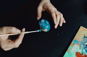 mujer pintando huevos de pascua, caseros, huevos, pintura, hecho a mano, pascua, pintado, decorativo, decorado, tradición, tempra