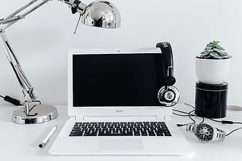 escritorio de estación de trabajo minimalista, blanco, moderno, espacio de trabajo, computadora, contemporáneo, escritorio, computadora portátil, scandi, escandinavo, computadora portátil blanca