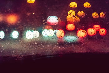 abstrak, lalu lintas kota malam bokeh, mobil, latar belakang, bokeh, jendela mobil, kota, lampu kota, malam, lampu, hujan