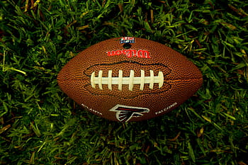 nfl míč, sport, wilson fotbal, sokolů atlanty, nfl logo, americký fotbal, travnaté hřiště, sportovní vybavení, venkovní sporty, fotbalové tkaničky, Tým NFL