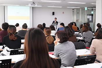přednáška, instruktor, třída, pokoj, místnost, této speciální ocelářské společnosti, učitel, vzdělání, seminář, muž, škola, stojící