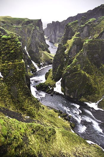 iceland, landscape, waterfall, rock, moss, nature, reef, valley, fjaðrárgljúfur