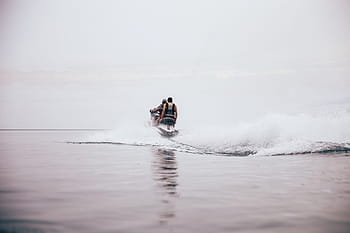 Moto d'acqua, fabbricazione, spiaggia, giorno nuvoloso, costa, vacanza, paesaggio, in movimento, oceano, gara, giro