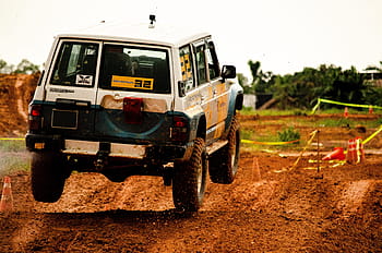 pickup truck, racing, 4x4, off-roading, sand, nissan, car jump