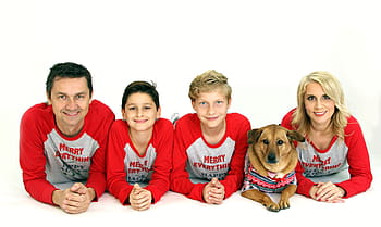 family, christmas, red, kids, dad, mom, dog, christmas family