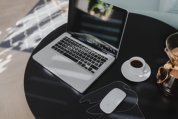 lugar de trabajo, computadora portátil, mesa, hogar, interior, mueble, oficina, moderno, espacio de trabajo, computadora, ratón mágico